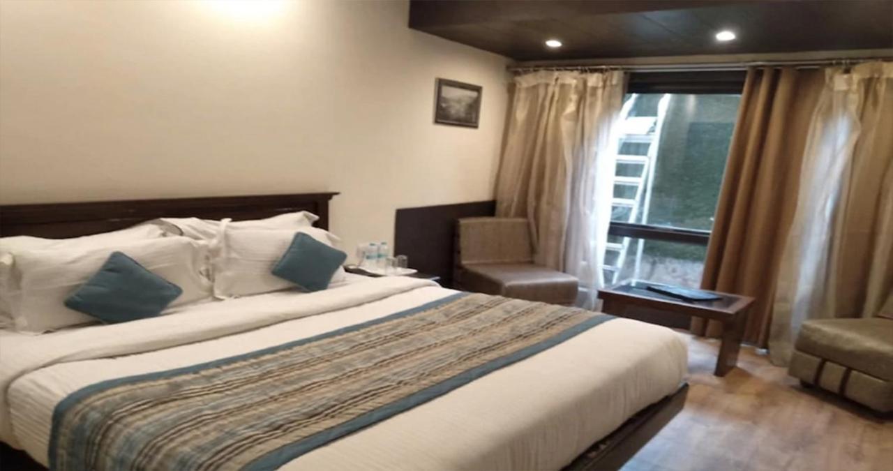 Sanobar The Midtown Hotel Mussoorie Kültér fotó