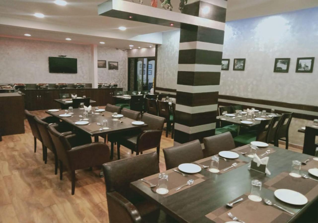 Sanobar The Midtown Hotel Mussoorie Kültér fotó